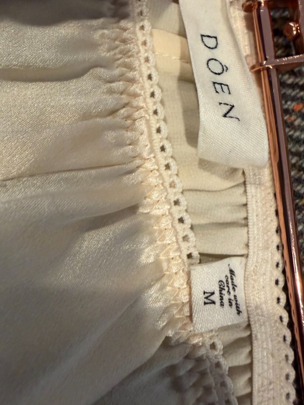 Sold Out DOEN Iona Silk Shorts in Candlelight - Like New! - Picture 4 of 5